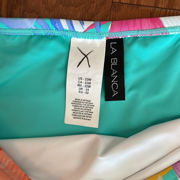 La Blanca Flowered‎ Skirted Bikini Bottom NWT - Picture 10 of 14
